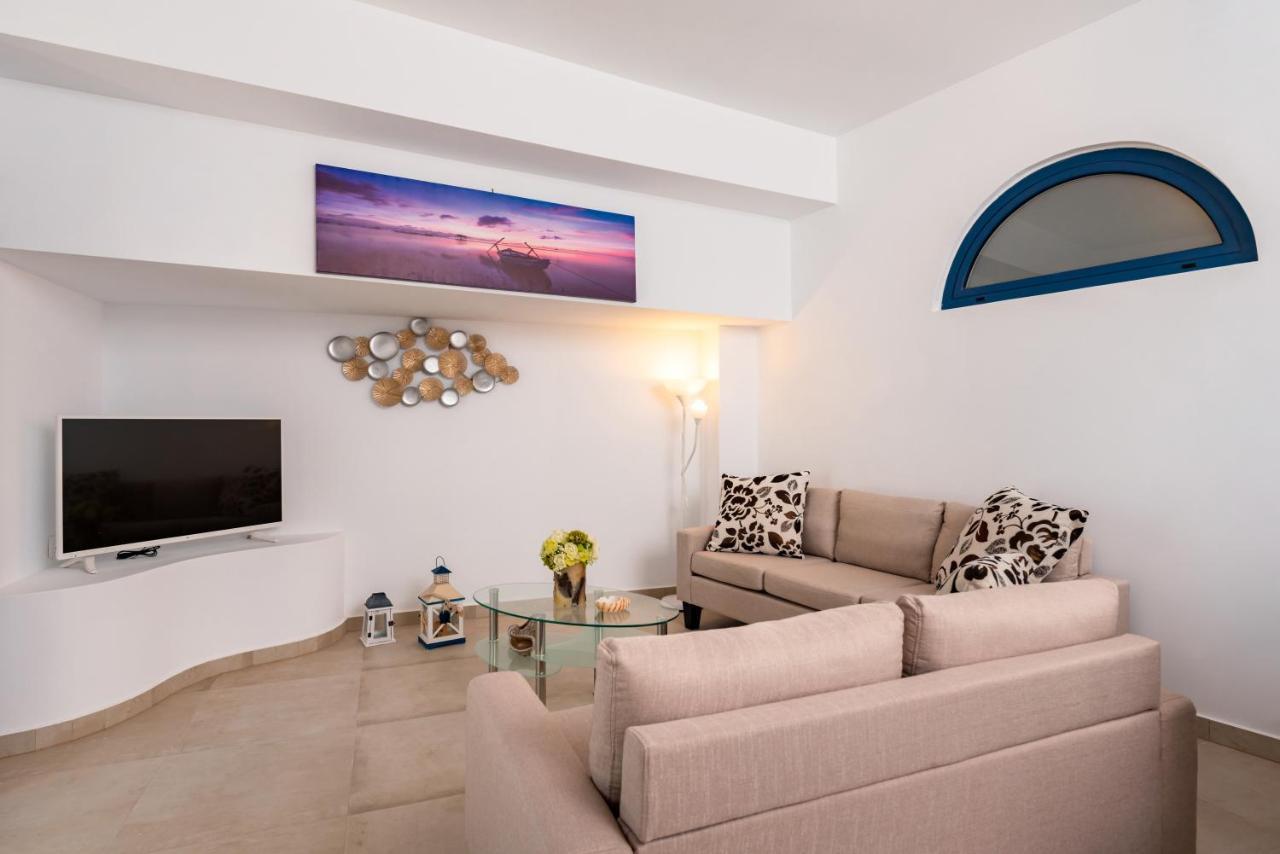 Villa Waves Монолитос Екстериор снимка